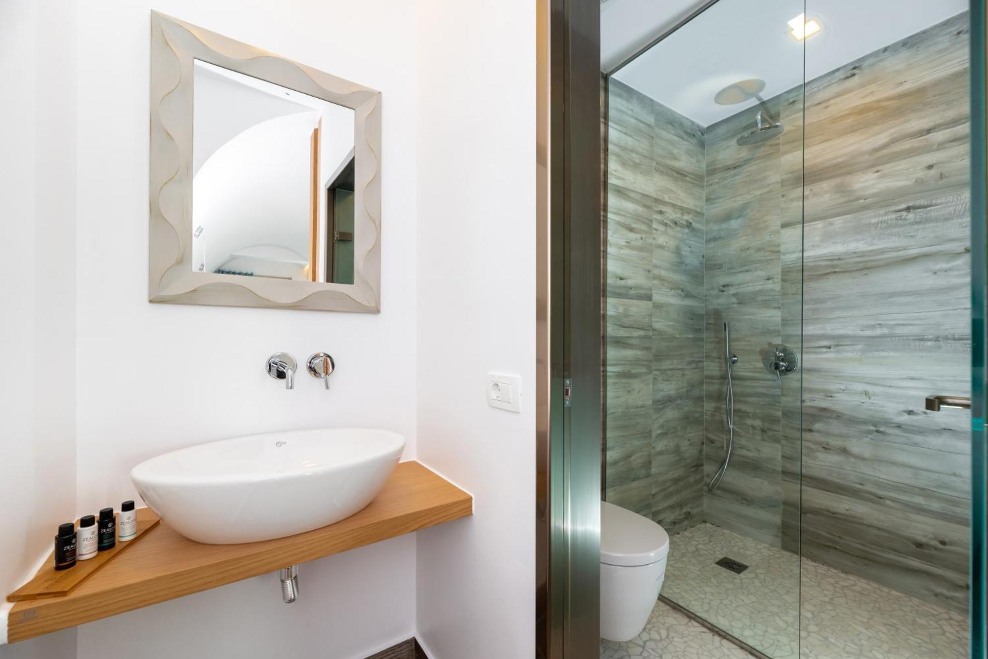 Deluxe Hotel Santorini Fira  Bilik gambar
